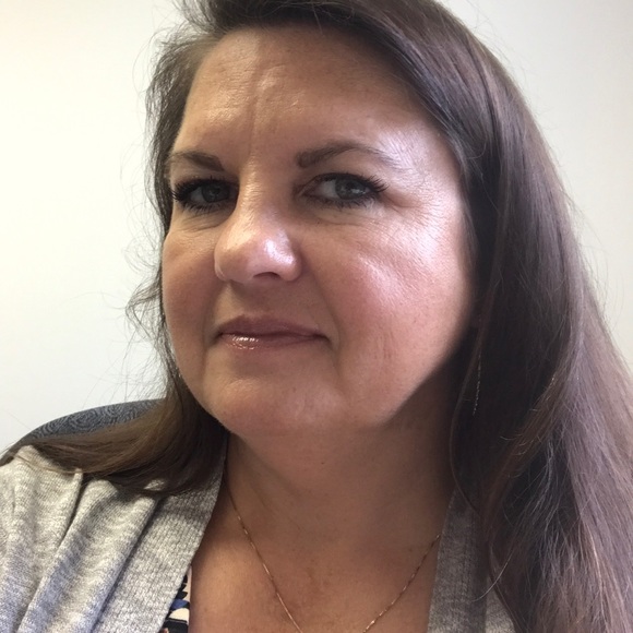 Meet your Posher, Jamie - Picture 1 of 2